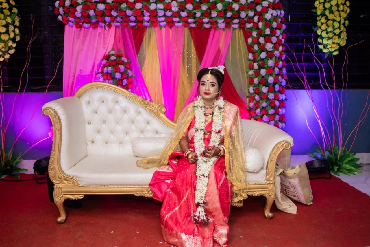 Share 130+ low cost bengali wedding decoration best - seven.edu.vn